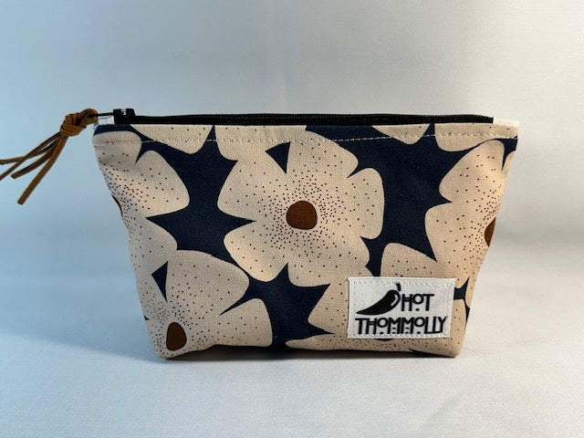 Basic Zipper Pouch POS