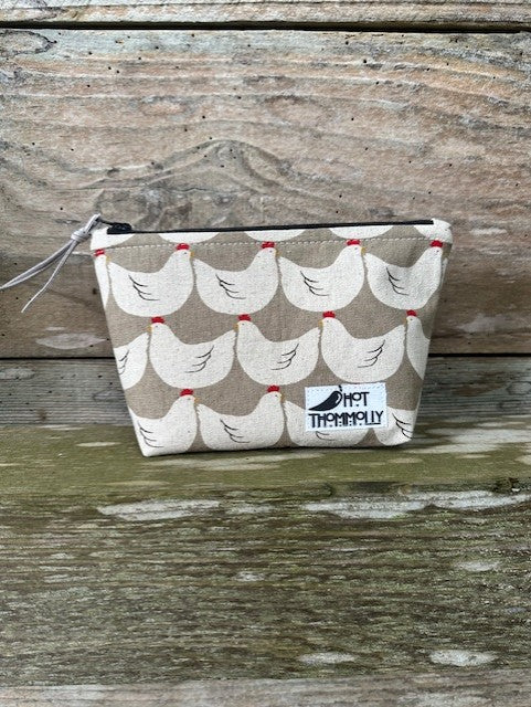 Basic Zipper Pouch - Chickens